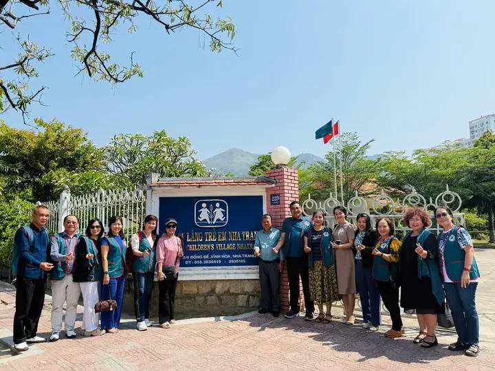 Giao lưu, trao 20 triệu đồng và 80 phần quà cho trẻ em khuyết tật, trẻ mồ côi