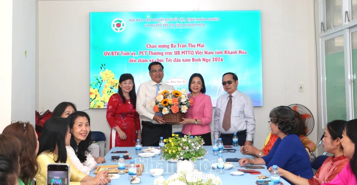 Phó Chủ tịch Thường trực Ủy ban MTTQ Việt Nam tỉnh Trần Thu Mai thăm Hội – ảnh 1
