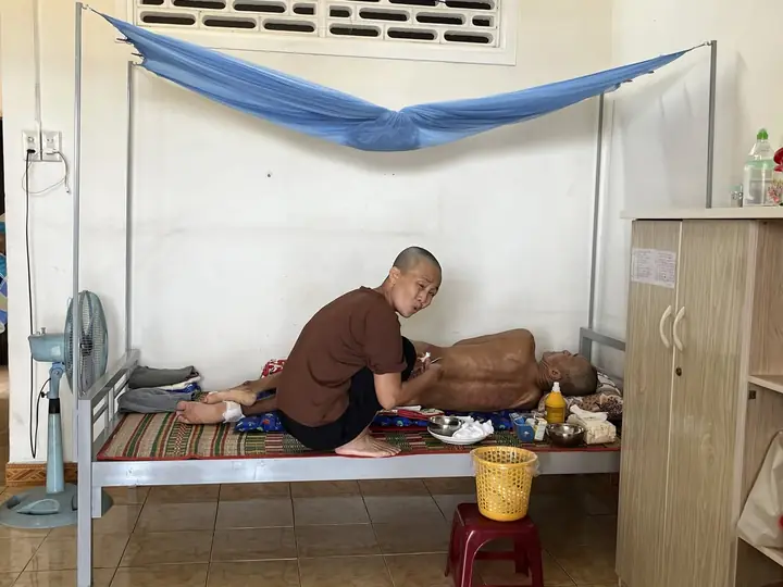 Thăm và hỗ trợ bệnh nhân nghèo Ngô Định – ảnh 3