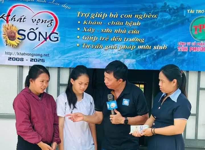 Yêu thương thắp sáng tương lai – ảnh 5